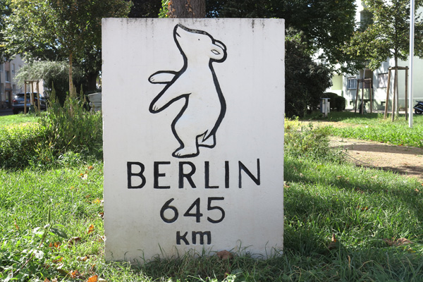 Der Berliner Meilenstein in Schwetzingen